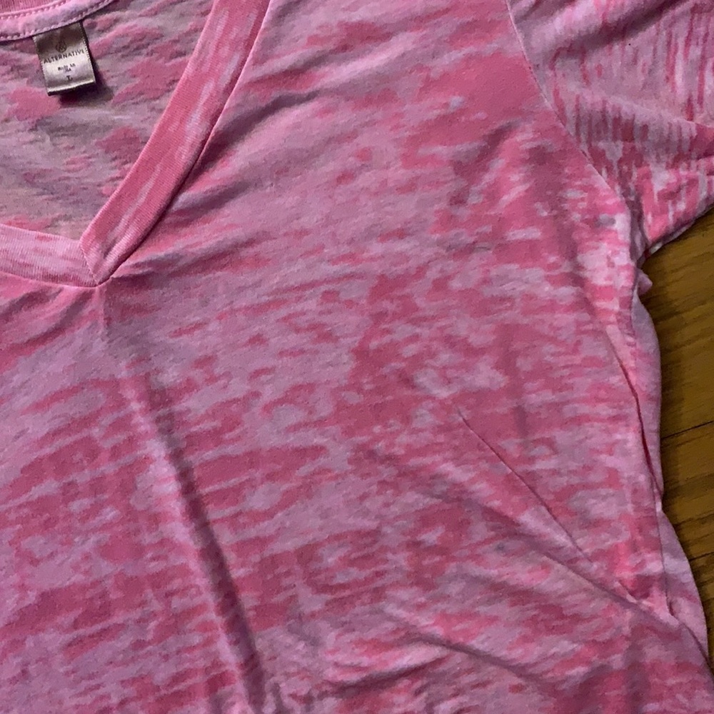 Alternative V-Neck - Picture 2 of 3